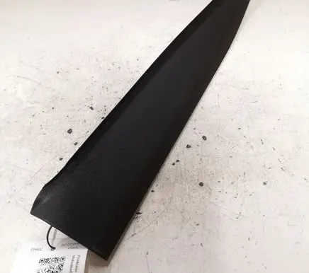 Volvo V40 Front sill trim cover 31102347