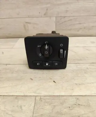 Volvo V50 Light switch 30739299