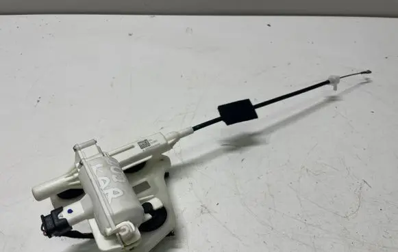 Mercedes-Benz C W205 Curtain motor A0999068600