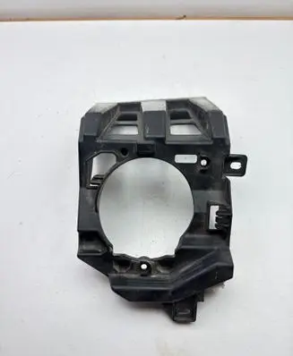 Lexus CT 200H Fog light bracket 5212576010