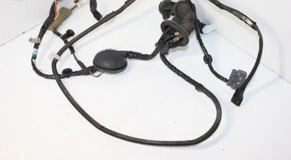 Nissan X-Trail T31 Front door wiring loom 241243UC0C