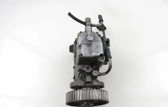 Audi A4 S4 B5 8D Fuel injection high pressure pump 028130110H 0460404985