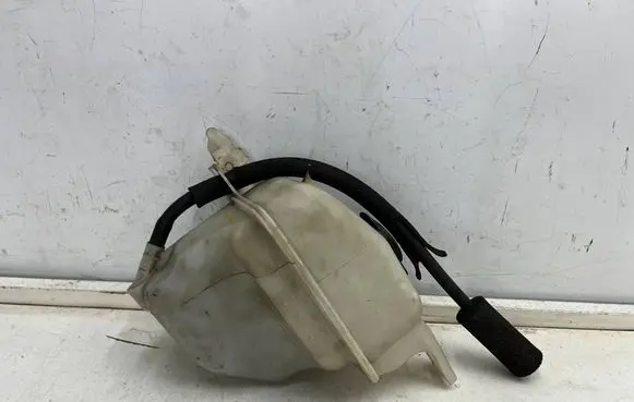 Hyundai Sonata Coolant expansion tank/reservoir 25430-3k700