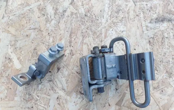Audi A6 S6 C5 4B Rear door hinge set 4B0833411E XS4