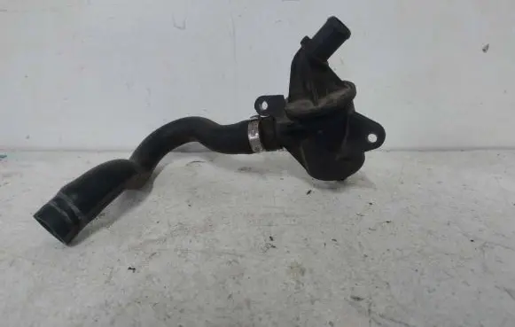 Opel Corsa C Breather hose/pipe 55185372
