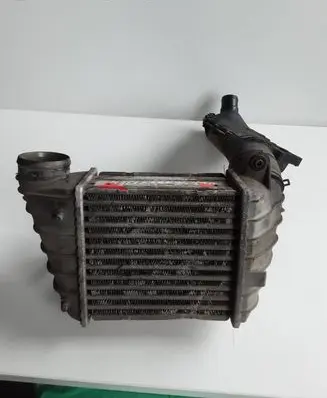 Volkswagen Golf IV Intercooler radiator