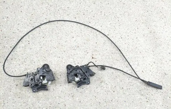 BMW 5 GT F07 Engine bonnet/hood lock/catch 7183762 D181114 13989610