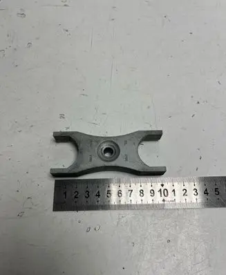 Audi A4 S4 B8 8K Fuel Injector clamp holder 03L216A EHHV150