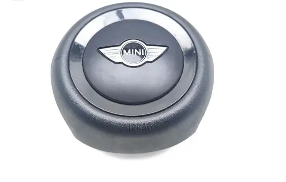 Steering wheel airbag