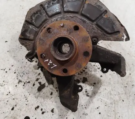 Volkswagen Golf Plus Front wheel hub spindle knuckle