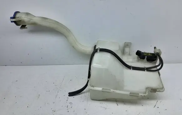 SsangYong Korando Windshield washer fluid reservoir/tank 7641034002 7841334000