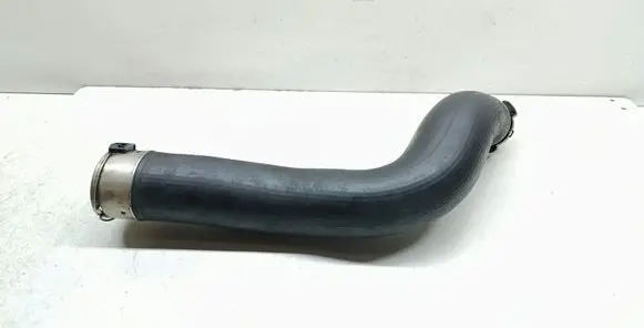 BMW 5 F10 F11 Intercooler hose/pipe 7810615