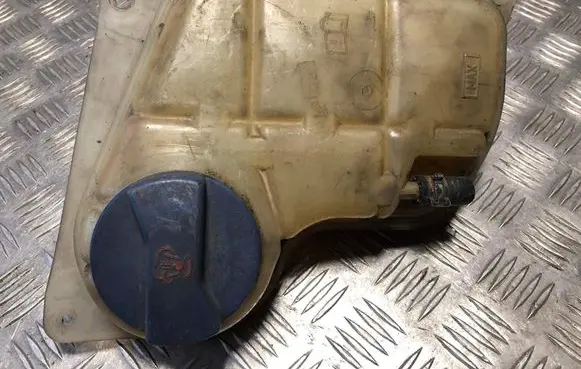Audi A6 S6 C5 4B Coolant expansion tank/reservoir 8D0121403F 8D0121403E