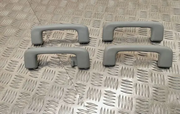 Peugeot 4008 A set of handles for the ceiling 