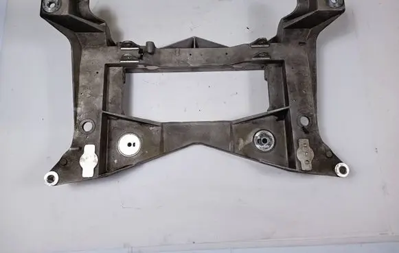 Chevrolet Corvette C5 Front axle beam 10319530