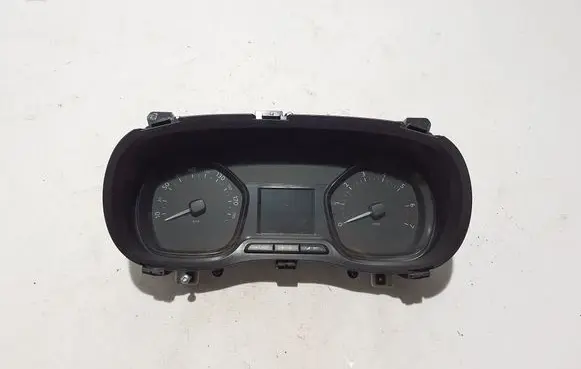 Peugeot Expert Speedometer (instrument cluster) 9831168480