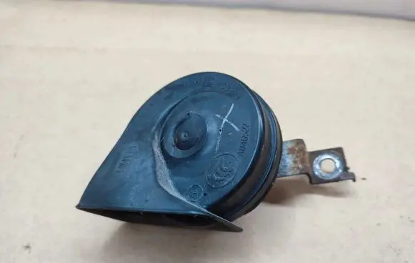 Nissan Qashqai Horn signal 0055306