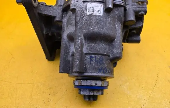 BMW X1 F48 F49 Gearbox transfer box case 7646889