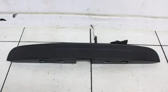 Nissan Note (E11) Tailgate trim 