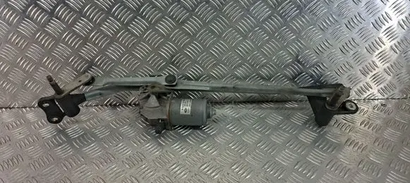 Front wiper linkage and motor