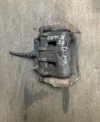 Front brake caliper