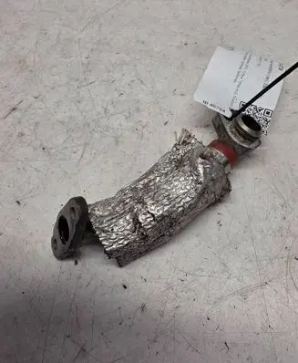 Volvo S60 Turbo turbocharger oiling pipe/hose BM5G6K677CB