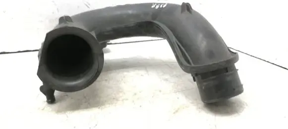 Renault Scenic III - Grand scenic III Air intake duct part 8200841043 8200923128A