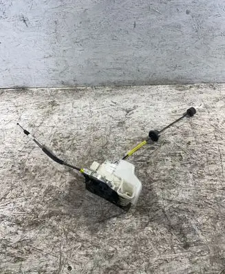 Porsche Macan (95B) Front door lock 4G1837015