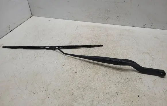 Opel Signum Front wiper blade arm