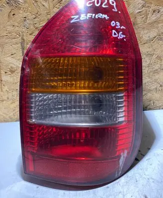 Opel Zafira A Rear/tail lights