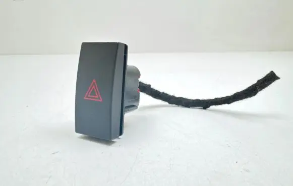 Ford Focus Hazard light switch 13A350AB 17112003