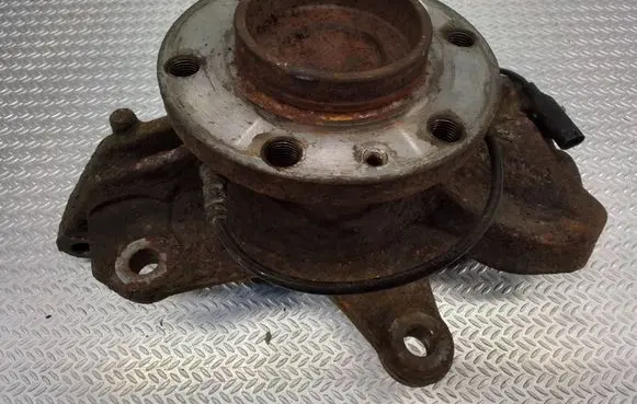 Volkswagen Crafter Front wheel hub spindle knuckle 