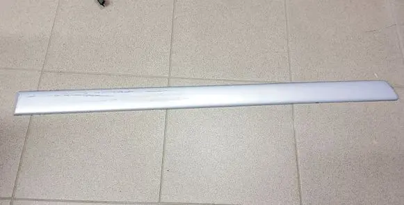 Volkswagen Sharan Rear door trim (molding) 7M3853526 YM21A254A16FAW
