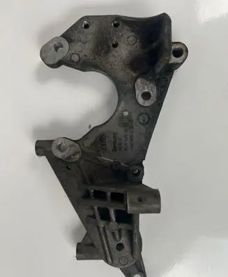 Audi A6 S6 C6 4F Fuel pump bracket 059130147H