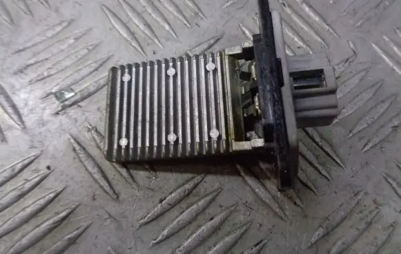Hyundai Matrix Heater blower motor/fan resistor