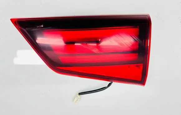 Mitsubishi Outlander Tailgate rear/tail lights 8w2558