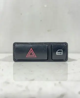 BMW 3 E46 Hazard light switch 8368920