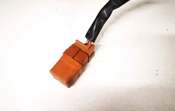 Nissan X-Trail T30 Other relay 2523079964