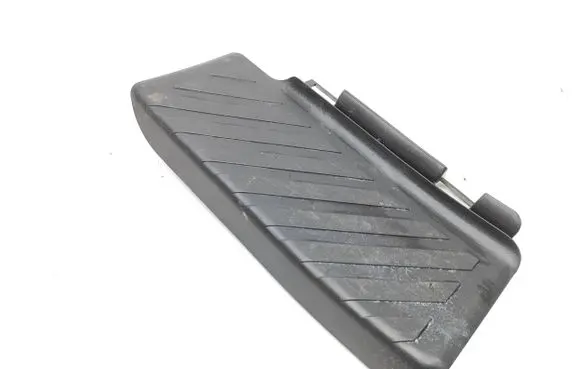 Volkswagen Tiguan Allspace Foot rest pad/dead pedal 5Q1864777C