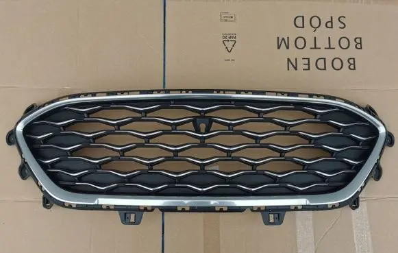 Ford Kuga III Front bumper upper radiator grill LV4B8200VBAX