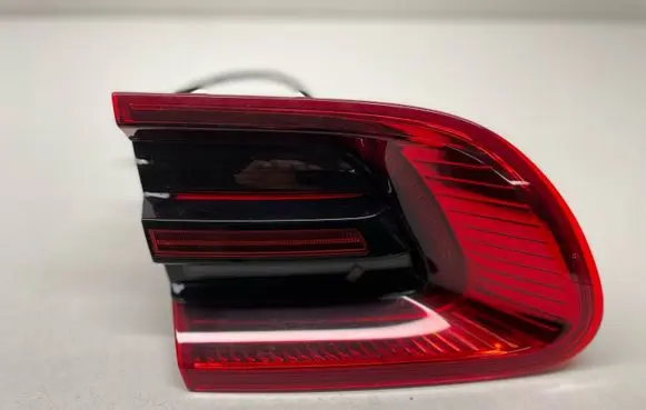 Porsche Macan (95B) Tailgate rear/tail lights 95B945093G