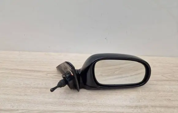 Hyundai Accent Manual wing mirror E4022061
