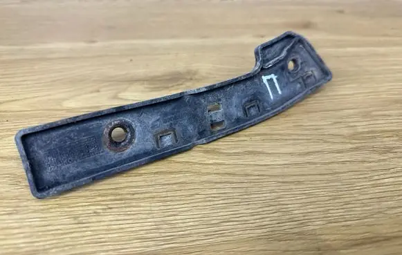 Peugeot Partner Fender mounting bracket 9680546780