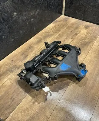 Peugeot 407 Intake manifold 9645977980