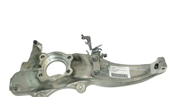 BMW 6 G32 Gran Turismo Front wheel hub 31206884377 6884377
