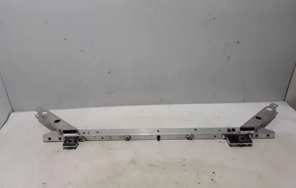 Volvo XC60 Top upper radiator support slam panel 31688773