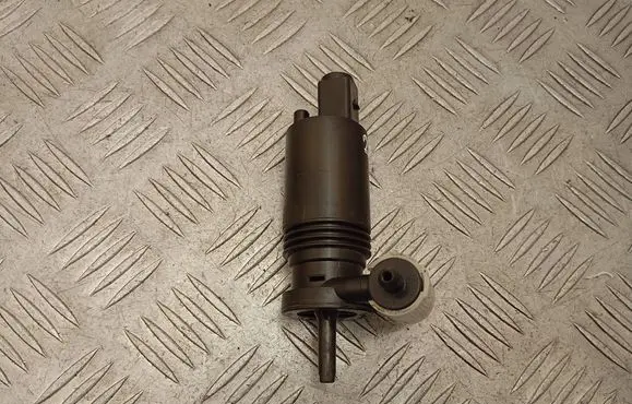 Mercedes-Benz S W222 Windscreen/windshield washer pump 1017634