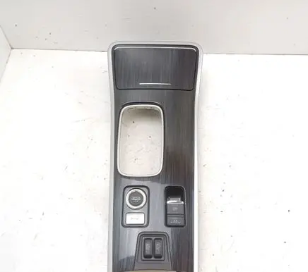 Mitsubishi Outlander Other center console (tunnel) element 8015A194ZZ 8050A210ZZ 8602A079