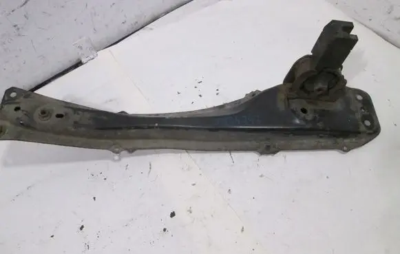 Toyota Corolla E120 E130 Engine mounting bracket 5120412150