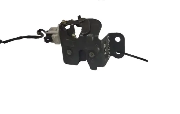 Hyundai Santa Fe Tailgate window lock/catch/latch 